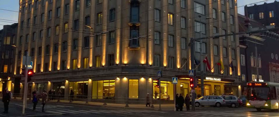 Façade and decorative LED Lighting