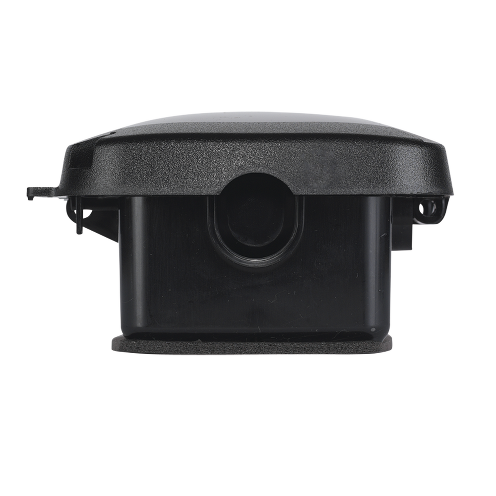 WP5100-polycarbonate-in-use-outlet-cover-with-wp17-inserts