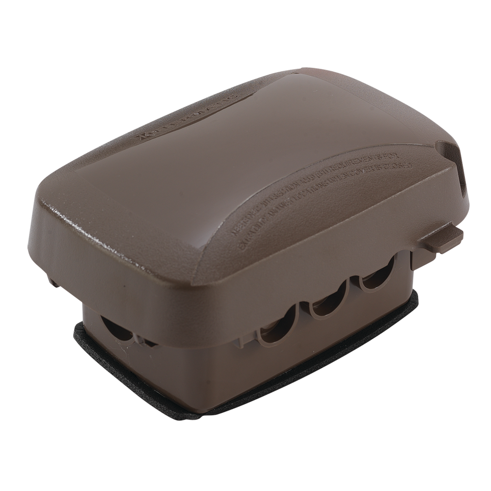 WP5100-polycarbonate-in-use-outlet-cover-with-wp17-inserts
